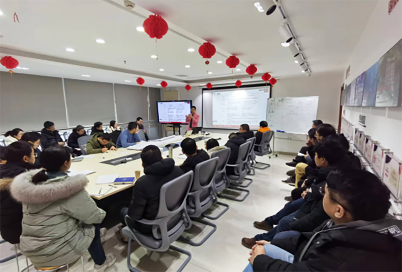 香港金龙网站为武汉英思《营销创新，重大项目开发七步法》企业培训服务1