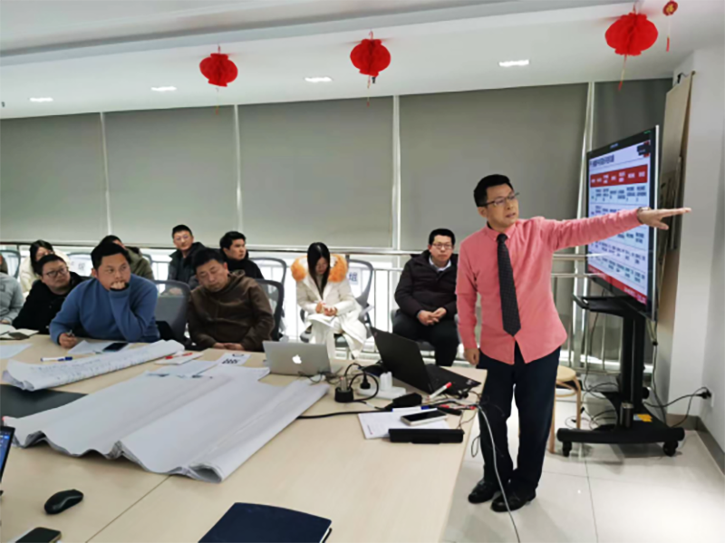 香港金龙网站为武汉英思《营销创新，重大项目开发七步法》企业培训服务4